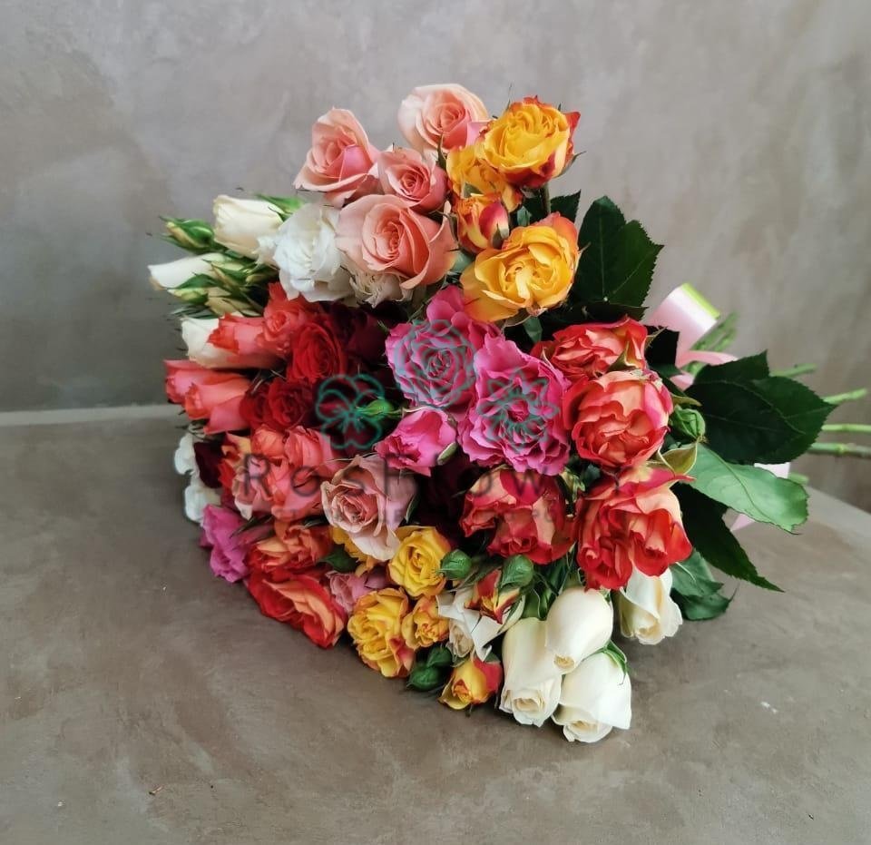 Букет цветов из: Розы в Лорисе