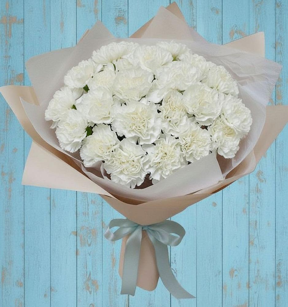 Букет цветов из: Гвоздики в Лорисе