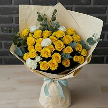 Букет цветов из:  Розы в Лорисе