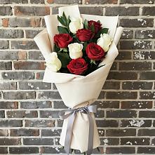 Букет цветов из:  Розы в Лорисе