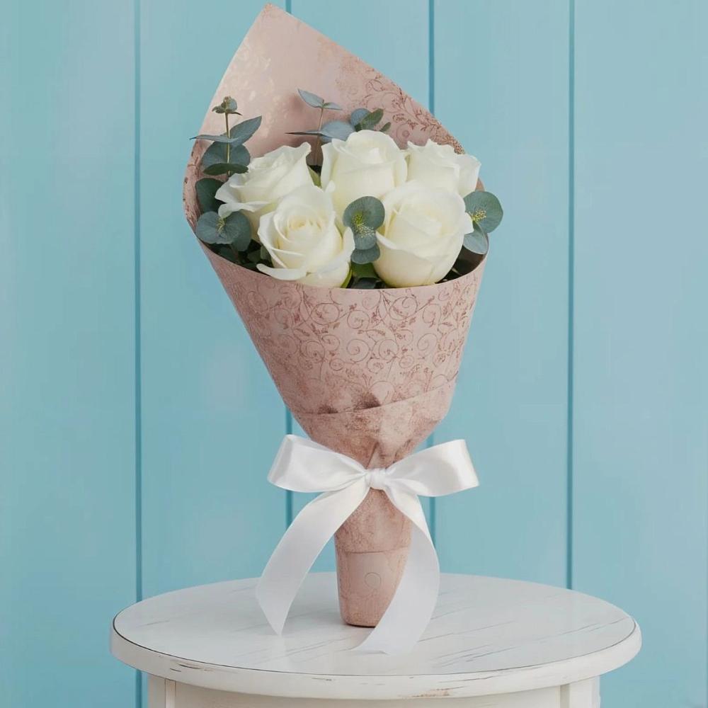 Букет цветов из: Розы в Лорисе