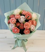 Букет цветов из:  Розы в Лорисе