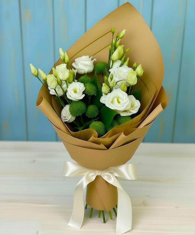 Букет цветов из: Хризантемы и Лизиантусы в Лорисе