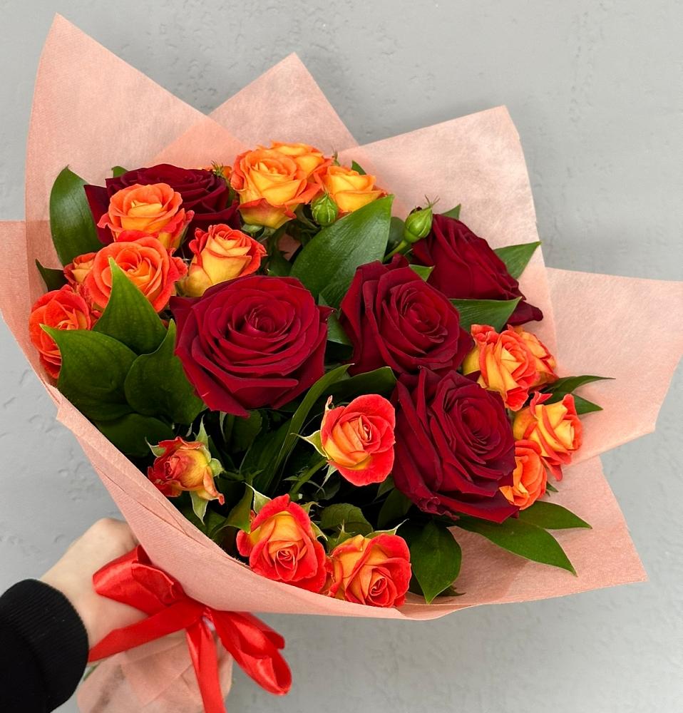 Букет Любовь и восторг в Лорисе