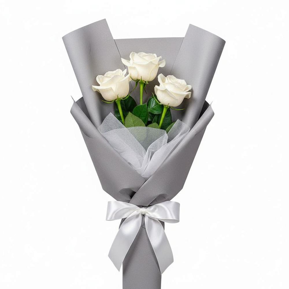 Букет 3 белые розы в Лорисе