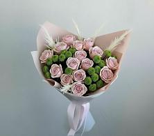 Букет цветов из:  Розы и Хризантемы в Лорисе