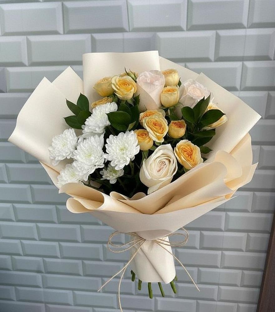 Букет цветов из: Розы и Хризантемы в Лорисе