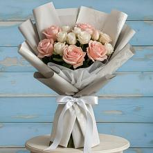 Букет цветов из:  Розы в Лорисе