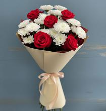 Букет цветов из:  Розы и Хризантемы в Лорисе