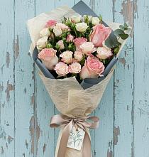 Букет цветов из:  Розы #REPLACE_PRED# Лорисе