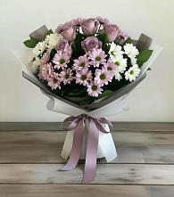 Букет цветов из:  Хризантемы и Розы в Лорисе