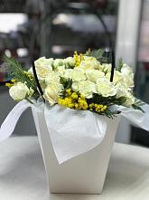 Цветочная композиция из Розы  в Лорисе