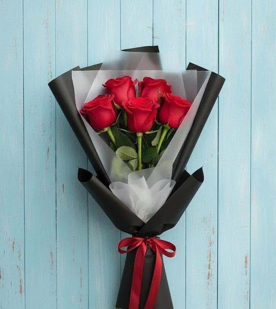 Букет цветов из: Розы в Лорисе