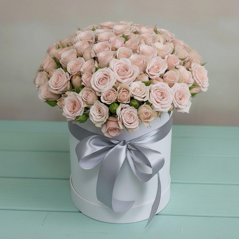 Цветочная композиция из Розы в шляпной коробке в Лорисе